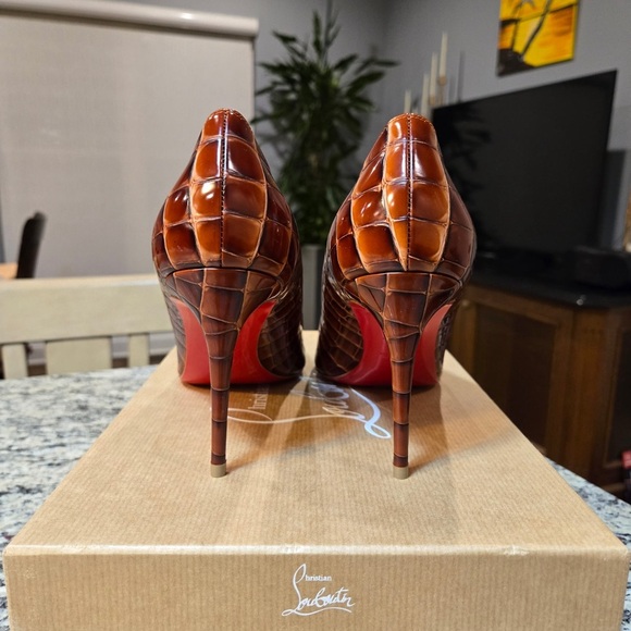 NEW Christian Louboutin Kate 85 Pumps in Cognac Crocodile Embossed Leather 37 - Picture 6 of 11